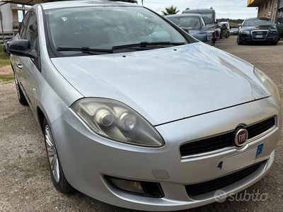 Usata Fiat Bravo Business 105 CV (77 kW) 2013 Grigio Utilitaria