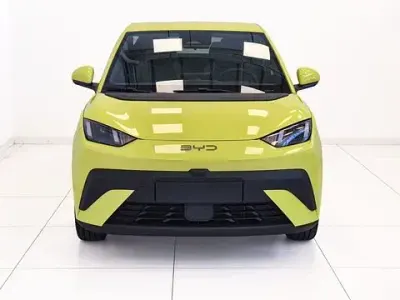 Nuova BYD Dolphin Surf Comfort 114 kW (156 CV) 2026 Lime green Utilitaria