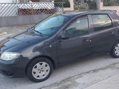Usata Fiat Punto 2010 Grigio Utilitaria