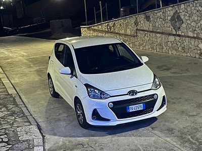 Usata Hyundai i10 69 CV (50 kW) 2017 Bianco Utilitaria