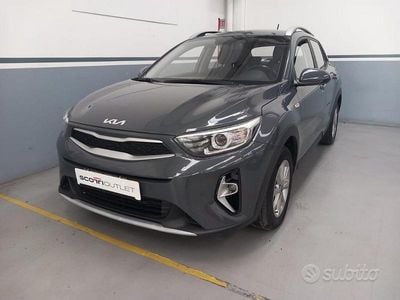 Usata Kia Stonic Urban 84 CV (61 kW) 2022 Grigio SUV