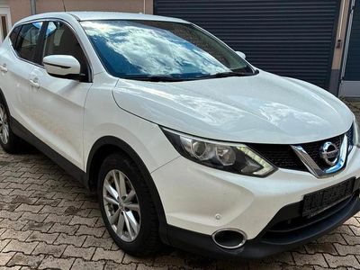 Usata Nissan Qashqai Visia 116 CV (85 kW) 2015 Bianco SUV