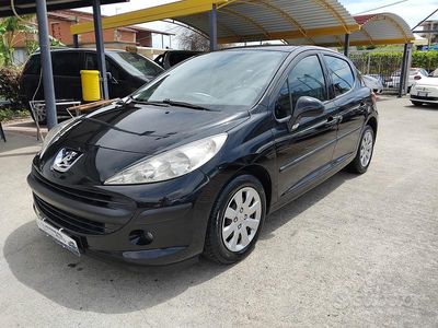 Nero Usata 2007 Peugeot 207 Berlina | 2899 € (Buon prezzo)