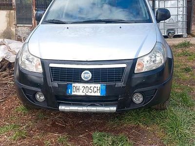 Usata Fiat Sedici 120 CV (88 kW) 2007 Grigio SUV