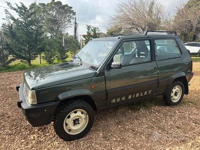 Usata Fiat Panda 4x4 50 CV (36 kW) 1989 Verde Utilitaria