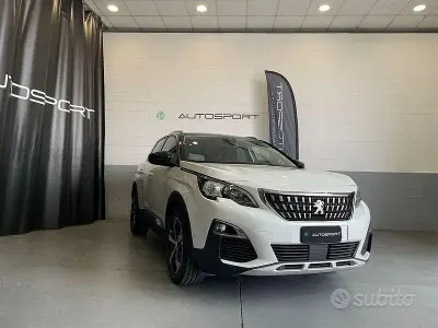 Usata Peugeot 3008 Allure 131 CV (96 kW) 2019 Bianco SUV