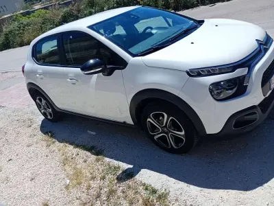 Usata Citroën C3 Feel 102 CV (75 kW) 2022 Bianco Utilitaria