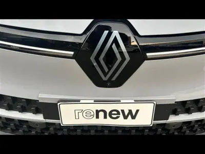 Nuova Renault Mégane IV Komfort 161 kW (220 CV) 2026 Grigio chiaro Utilitaria
