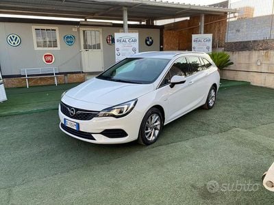 Używany Opel Astra 105 KM (77 kW) 2020 Biały Kombi