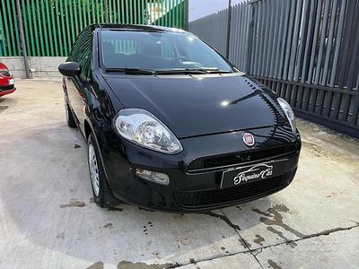 Usata Fiat Punto Street 78 CV (57 kW) 2018 Nero Utilitaria