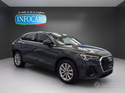 Usata Audi Q3 Business Plus 150 CV (110 kW) 2022 Grigio metallizzato SUV
