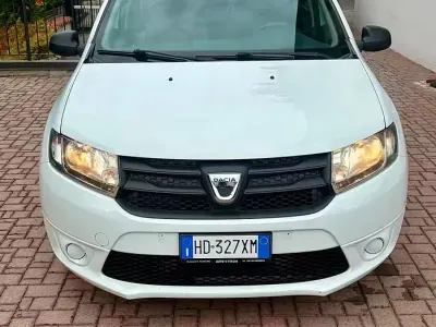 Usata Dacia Sandero Ambiance 75 CV (55 kW) 2014 Bianco Berlina