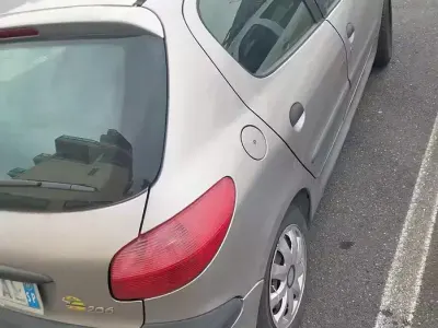 Usata Peugeot 206 2000 Grigio Berlina
