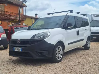 Usata Fiat Doblò 90 CV (66 kW) 2016 Bianco Monovolume