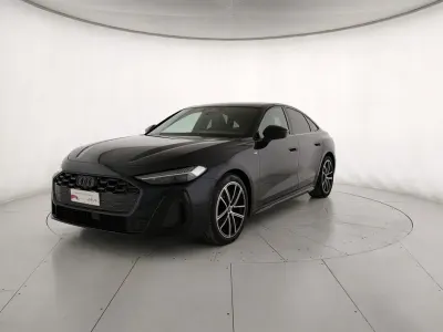 Usata Audi A5 S-Line 204 CV (150 kW) 2025 Blu firmamento metallizzato Berlina