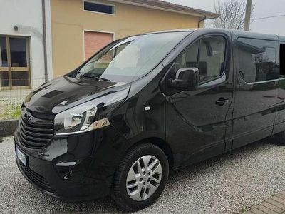 Usata Opel Vivaro S 125 CV (91 kW) 2016 Nero Monovolume