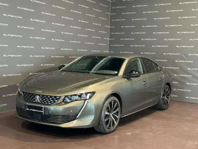 Usata Peugeot 508 GT-line 131 CV (96 kW) 2019 Grigio scuro Berlina