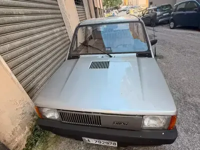 Usata Fiat Panda 30 CV (22 kW) 1983 Grigio Utilitaria