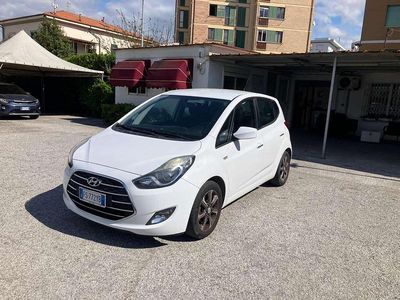 Usata Hyundai ix20 Comfort 124 CV (91 kW) 2019 Bianco Utilitaria