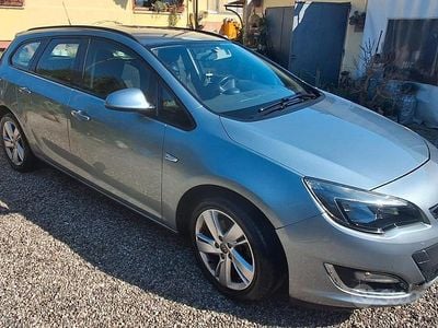 Usata Opel Astra 110 CV (80 kW) 2013 Grigio Station wagon