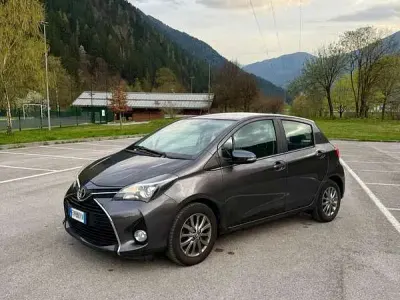 Usata Toyota Yaris 90 CV (66 kW) 2017 Utilitaria