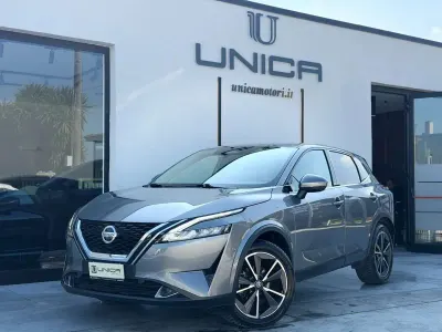 Usata Nissan Qashqai Tekna 140 CV (102 kW) 2022 Grigio SUV