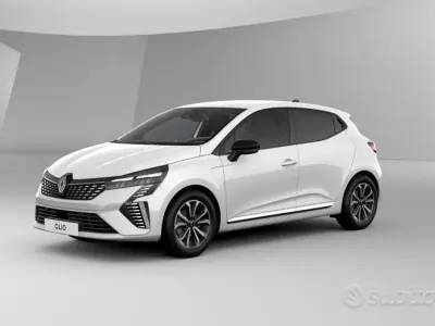 Usata Renault Clio V Techno 91 CV (66 kW) 2025 Bianco Berlina