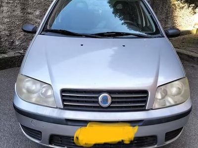 Usata Fiat Punto 60 CV (44 kW) 2005 Utilitaria