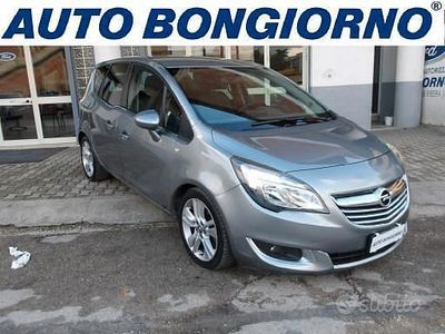 Usata Opel Meriva Design Edition 110 CV (80 kW) 2015 Blu Monovolume
