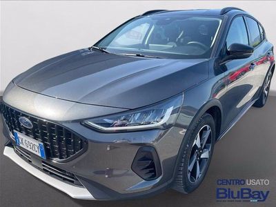 Begagnad Ford Focus Active X 125 HK (91 kW) 2022 Grå Sedan