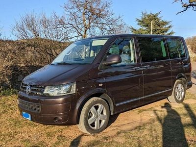 Usata VW T5 Comfortline 140 CV (102 kW) 2012 Marrone Furgone