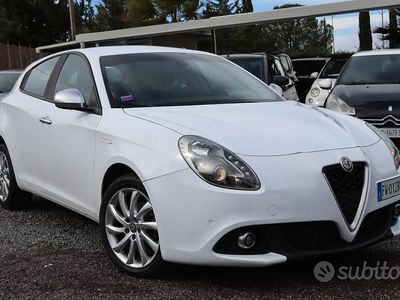 Usata Alfa Romeo Giulietta Super 120 CV (88 kW) 2019 Bianco Berlina