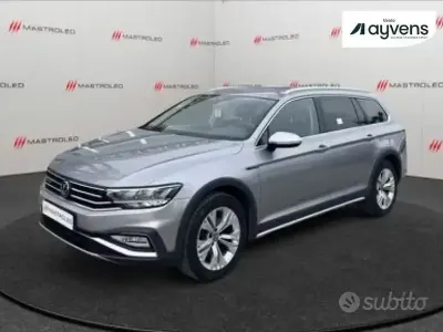 Gebraucht VW Passat Alltrack 200 PS (147 kW) 2020 Grau Kombi