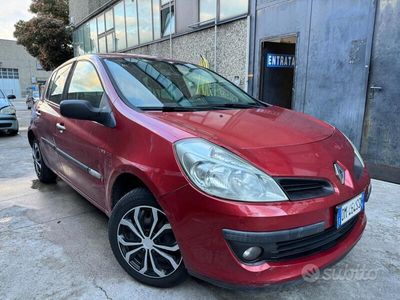 usata Renault Clio 1.2 BENZINA EURO4 NEOPATENTATI