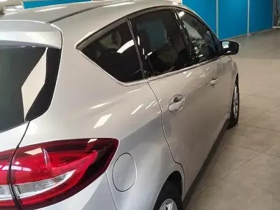 Usata Ford C-MAX 125 CV (91 kW) 2017 Monovolume