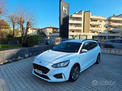 Usata Ford Focus ST-Line 120 CV (88 kW) 2021 Bianco Station wagon