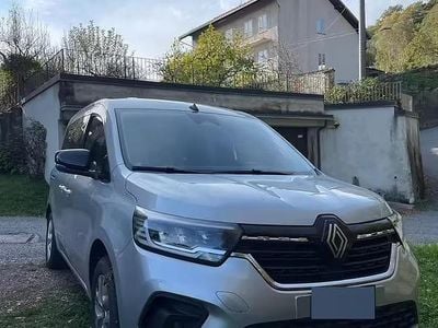 Usata Renault Kangoo Equilibre 131 CV (96 kW) 2025 Monovolume