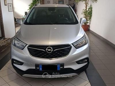 Usata Opel Mokka 140 CV (102 kW) 2019 Argento SUV