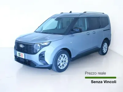 Usata Ford Tourneo Courier Titanium 125 CV (91 kW) 2025 Argento Monovolume