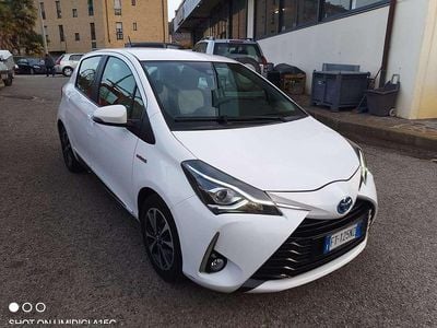 Usata Toyota Yaris Hybrid Active 73 CV (53 kW) 2019 Other Berlina