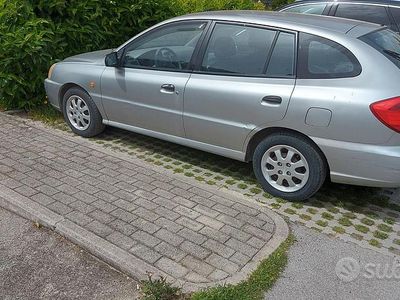 Usata Kia Rio 82 CV (60 kW) 2003 Grigio Station wagon