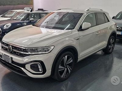 Usata VW T-Roc R-line 116 CV (85 kW) 2022 Beige SUV