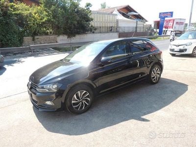 Używany VW Polo Comfortline 95 KM (69 kW) 2019 Czarny Hatchback