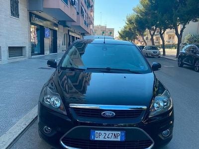 Occasion Ford Focus 90 ch (66 kW) 2007 Noir Berline