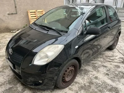 Usata Toyota Yaris Sol 87 CV (63 kW) 2007 Utilitaria