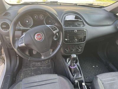 Usata Fiat Punto Evo Active 77 CV (56 kW) 2011 Utilitaria