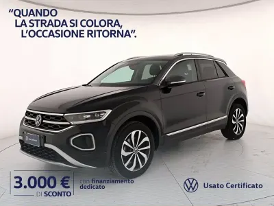 Usata VW T-Roc Style 116 CV (85 kW) 2022 Deep black perlato indium grey metallizz SUV