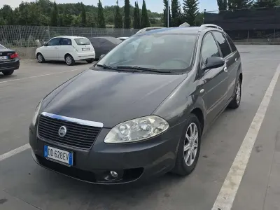 Usata Fiat Croma Classica 120 CV (88 kW) 2008 Grigio Station wagon