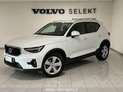 Usata Volvo XC40 Core 177 CV (130 kW) 2025 Bianco SUV