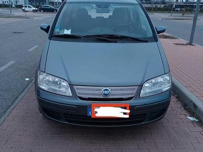 Usata Fiat Idea 101 CV (74 kW) 2006 Grigio Monovolume